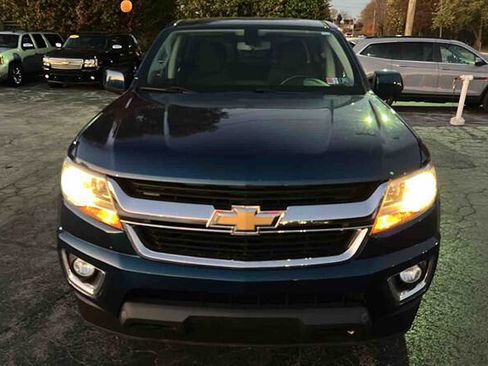 Used 2020 Chevrolet Colorado LT w/ LT Convenience Package image 4