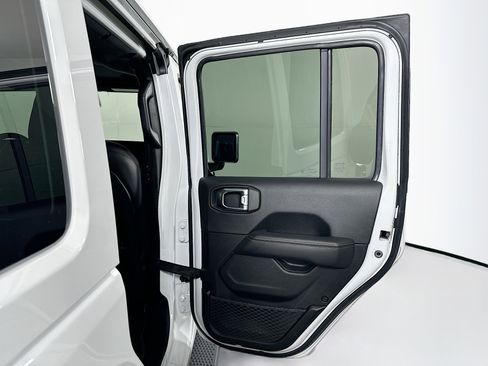 Used 2024 Jeep Wrangler Sahara w/ Technology Group image 29