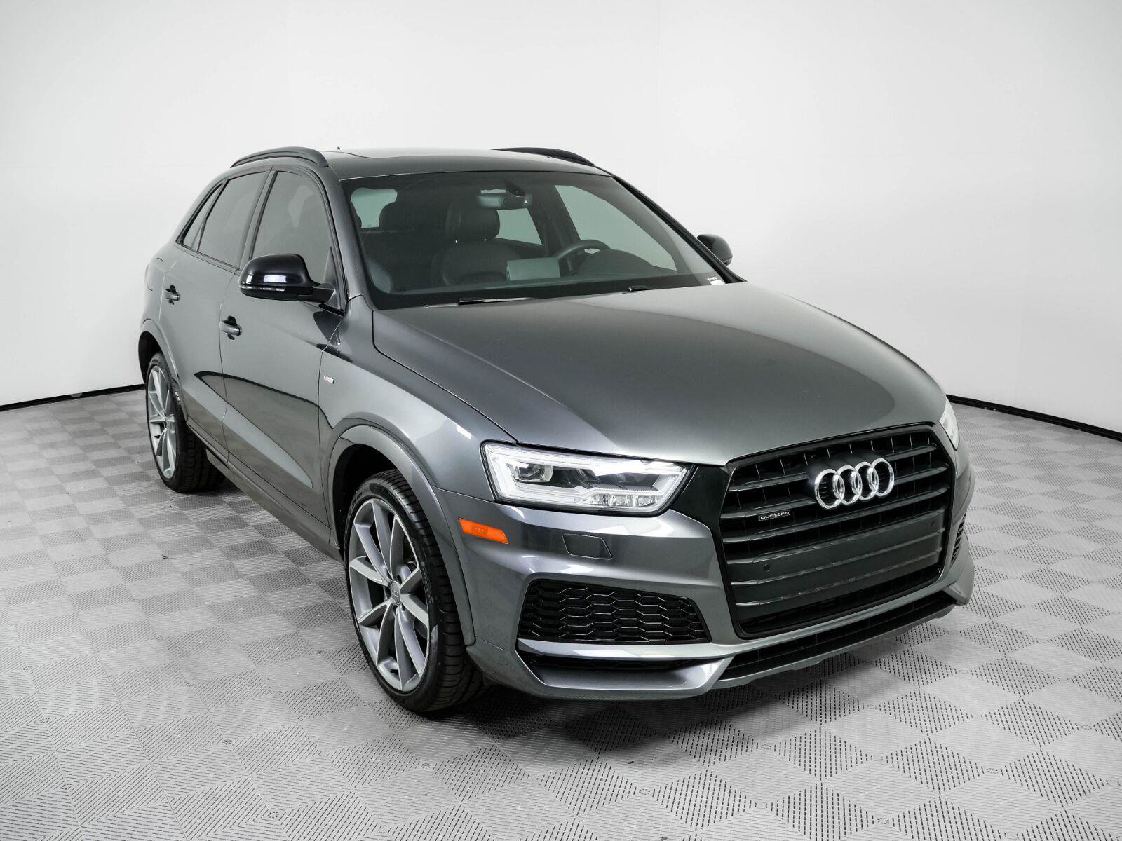 Used 2018 Audi Q3 2.0T Premium Plus w/ S Line Competition Package AWD/4WD image 24