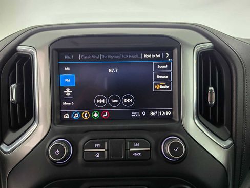 Used 2019 Chevrolet Silverado 1500 LT Trail Boss AWD/4WD image 26