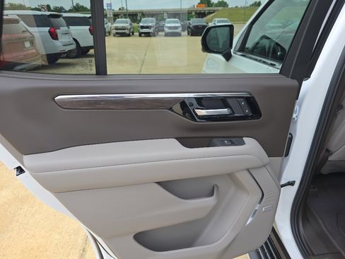 New 2026 Chevrolet Tahoe LT w/ Comfort Package RWD image 14