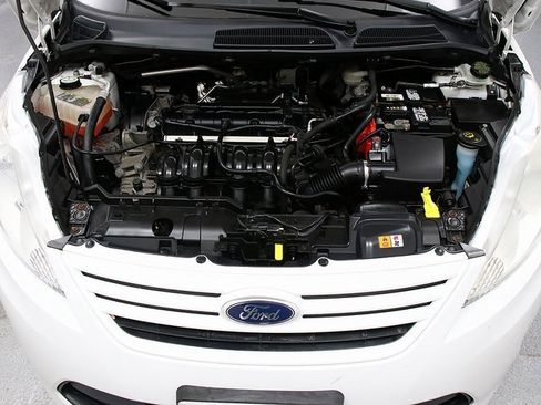 Used 2012 Ford Fiesta S image 24