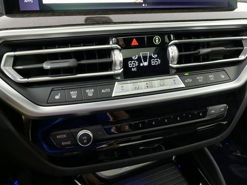 Used 2022 BMW X4 xDrive30i w/ Convenience Package image 61