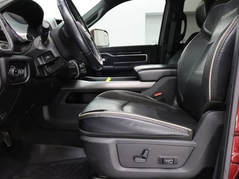 Used 2022 RAM 3500 Laramie image 8