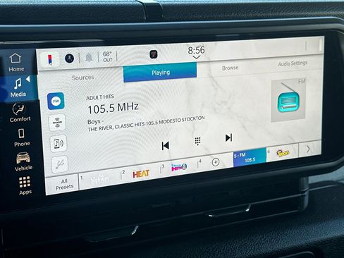 New 2025 Jeep Gladiator Nighthawk image 14