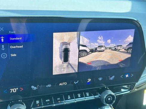 New 2025 Chevrolet Blazer EV LT image 12