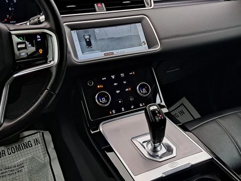 Used 2021 Land Rover Range Rover Evoque S image 18
