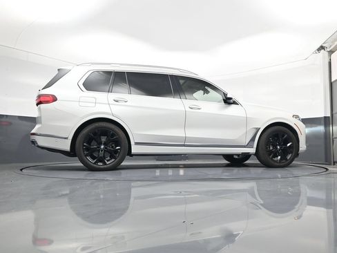 Used 2021 BMW X7 xDrive40i w/ Premium Package AWD/4WD image 27