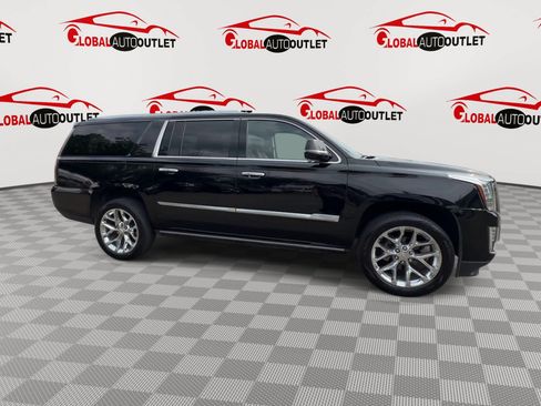 Used 2019 Cadillac Escalade ESV Premium Luxury RWD image 9