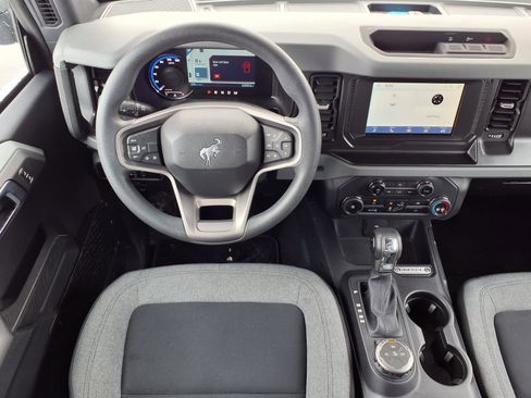 Used 2023 Ford Bronco 4-Door image 5