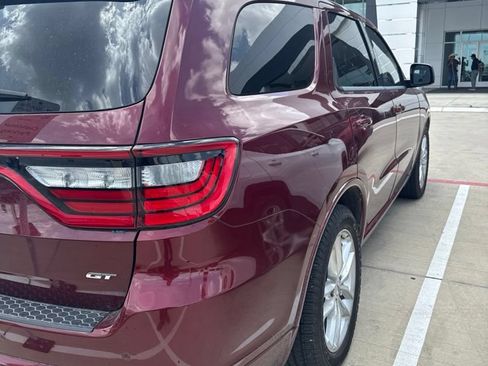 Used 2022 Dodge Durango GT RWD image 3