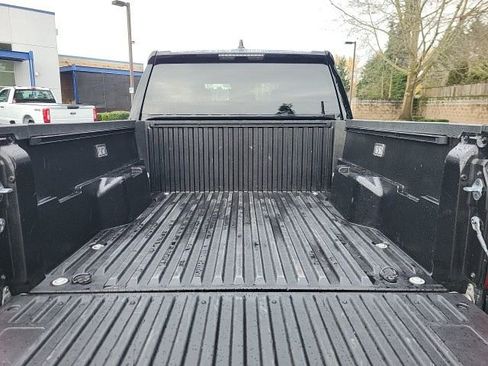 Used 2024 Toyota Tacoma TRD Off-Road image 5