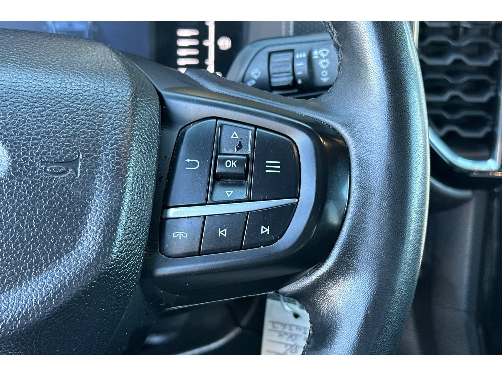 Used 2024 Ford Ranger XLT w/ FX4 Off-Road Package AWD/4WD image 26