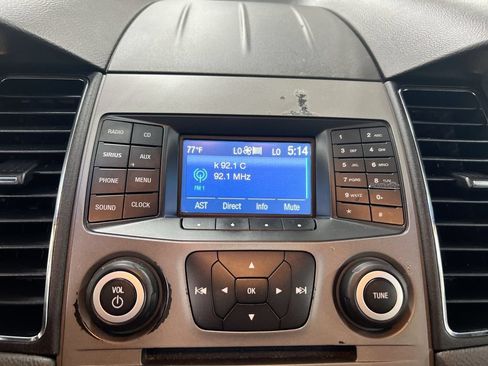 Used 2014 Ford Taurus SEL FWD image 14