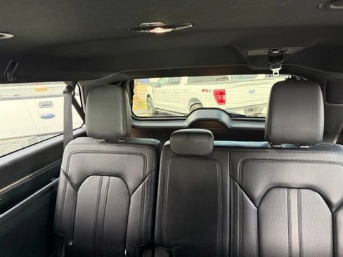 Used 2021 Ford Expedition Max Limited AWD/4WD image 36