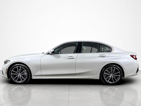 Used 2021 BMW 330i Sedan w/ Convenience Package RWD image 2