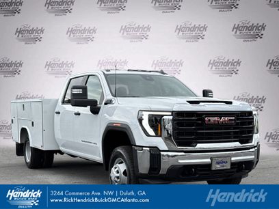 New 2025 GMC Sierra 3500 Pro w/ Convenience Package
