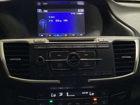 Used 2017 Honda Accord LX image 25