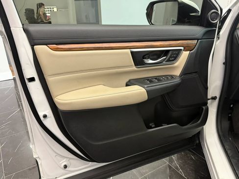 Used 2020 Honda CR-V EX-L image 7
