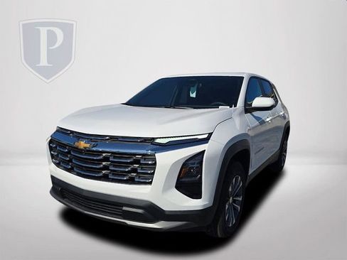 New 2026 Chevrolet Equinox LT image 11