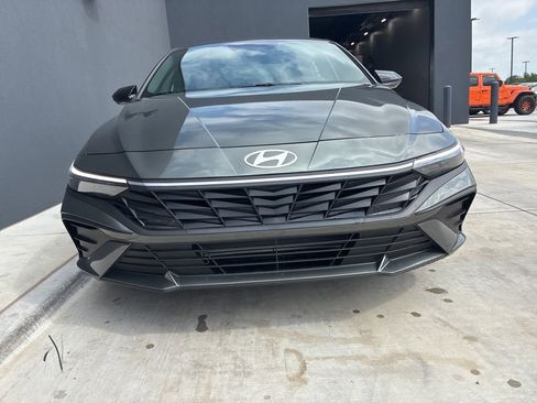 New 2026 Hyundai Elantra Sport image 2