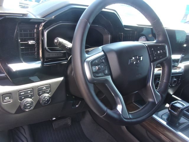 Used 2022 Chevrolet Silverado 1500 LT Trail Boss AWD/4WD image 29