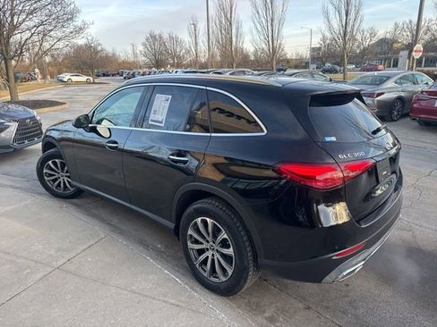 Used 2024 Mercedes-Benz GLC 300 4MATIC image 5