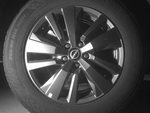 Used 2025 Nissan Pathfinder SV image 15