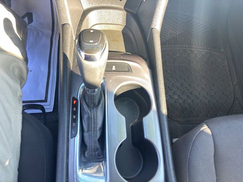 Used 2017 Chevrolet Malibu LS image 12