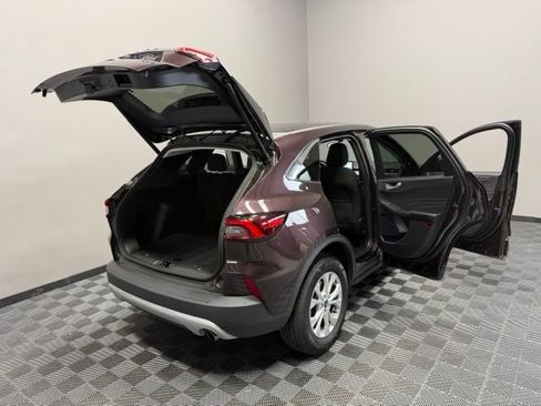 Used 2023 Ford Escape Active w/ Tech Pack #2 AWD/4WD image 28