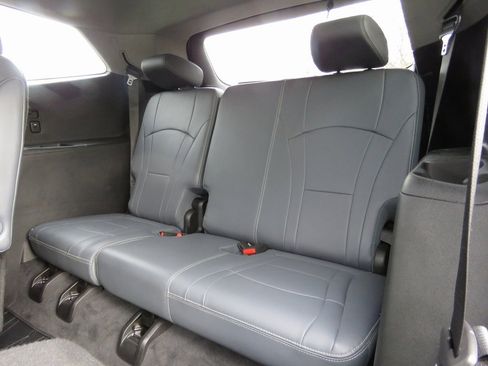 Used 2019 Buick Enclave Essence w/ Trailering Package, 5000 lbs. image 23