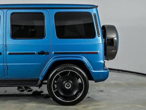 Used 2025 Mercedes-Benz G 63 AMG 4MATIC image 9