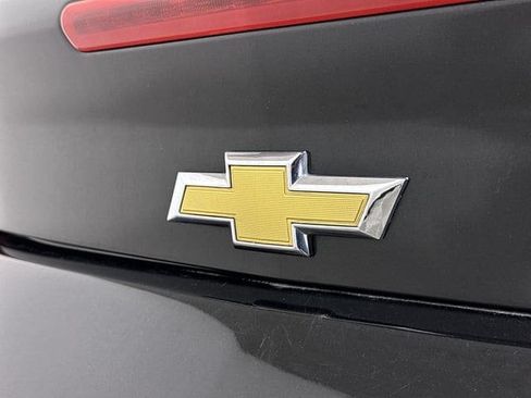 Used 2017 Chevrolet Camaro LT RWD image 32