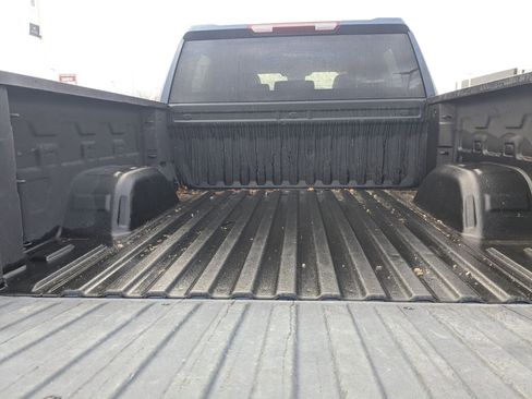 Used 2022 Chevrolet Silverado 1500 LT image 18