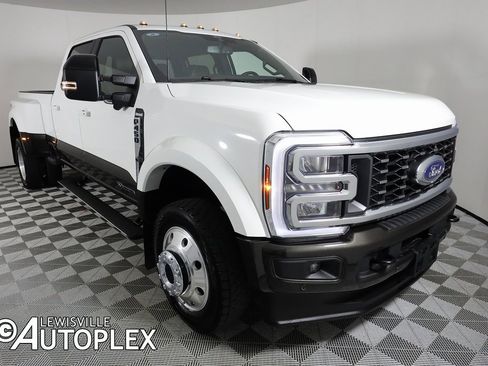 Used 2025 Ford F450 King Ranch w/ FX4 Off-Road Package image 4