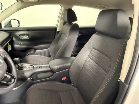 Used 2023 Honda HR-V LX image 28