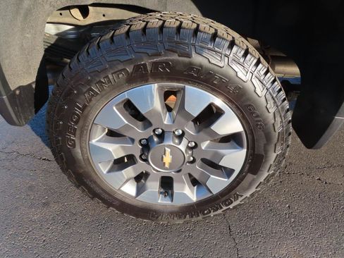 Used 2024 Chevrolet Silverado 2500 LT w/ True North Edition image 25