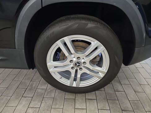 Certified 2022 Mercedes-Benz GLB 250 4MATIC w/ Premium Package Lite image 34