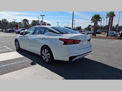 Used 2025 Nissan Altima 2.5 S image 28
