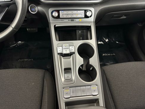 Used 2023 Hyundai Kona SEL image 16