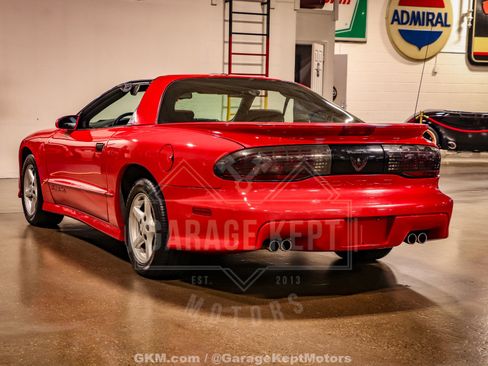Used 1995 Pontiac Firebird Formula RWD image 21