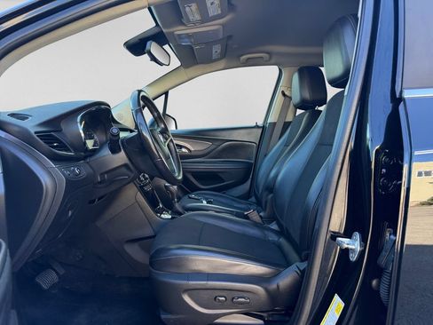 Used 2019 Buick Encore Preferred AWD/4WD image 22