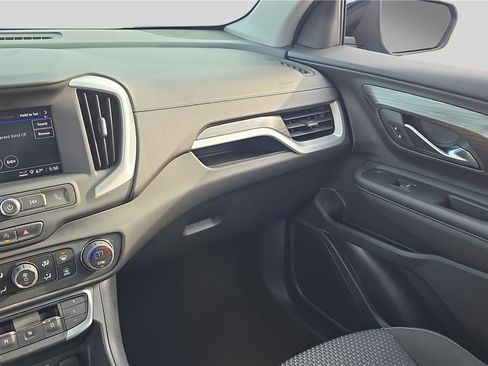 Used 2023 GMC Terrain SLE w/ Driver Convenience Package image 15