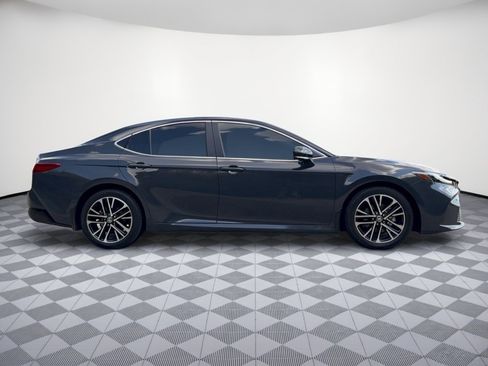 Used 2026 Toyota Camry XLE w/ Premium Plus Package FWD image 8