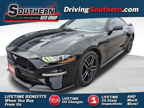 Used 2020 Ford Mustang GT image 1