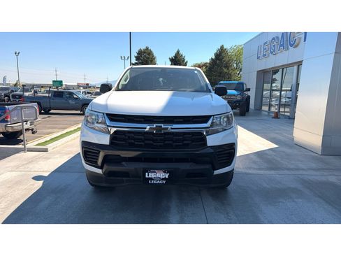 Used 2021 Chevrolet Colorado W/T w/ WT Convenience Package AWD/4WD image 4