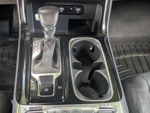 Certified 2023 Kia Carnival SX Prestige image 15