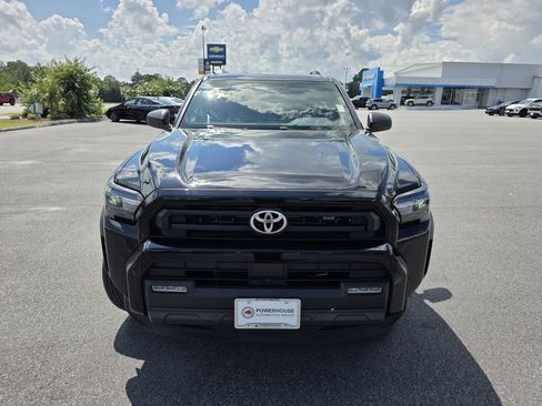 Used 2025 Toyota 4Runner SR5 AWD/4WD image 10