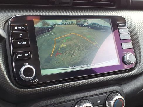 Certified 2023 Nissan Kicks SV FWD image 17
