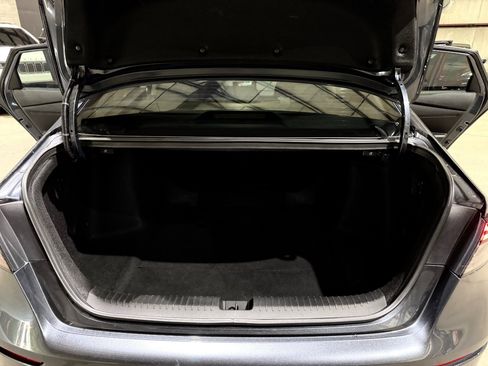 Used 2023 Honda Accord EX image 19